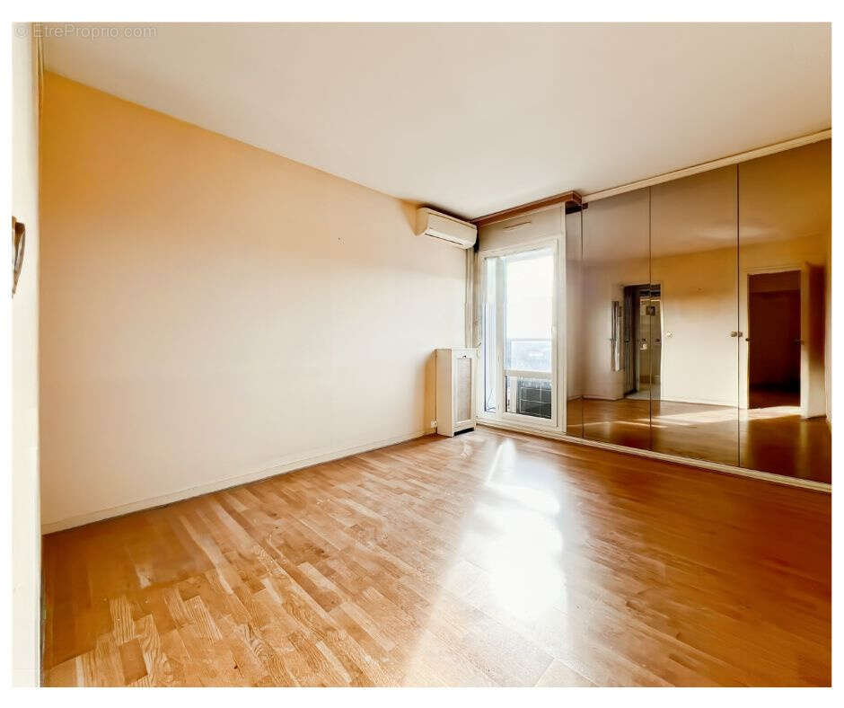 Appartement à JOUY-EN-JOSAS