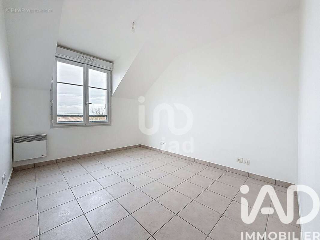 Photo 6 - Appartement à PONTAULT-COMBAULT