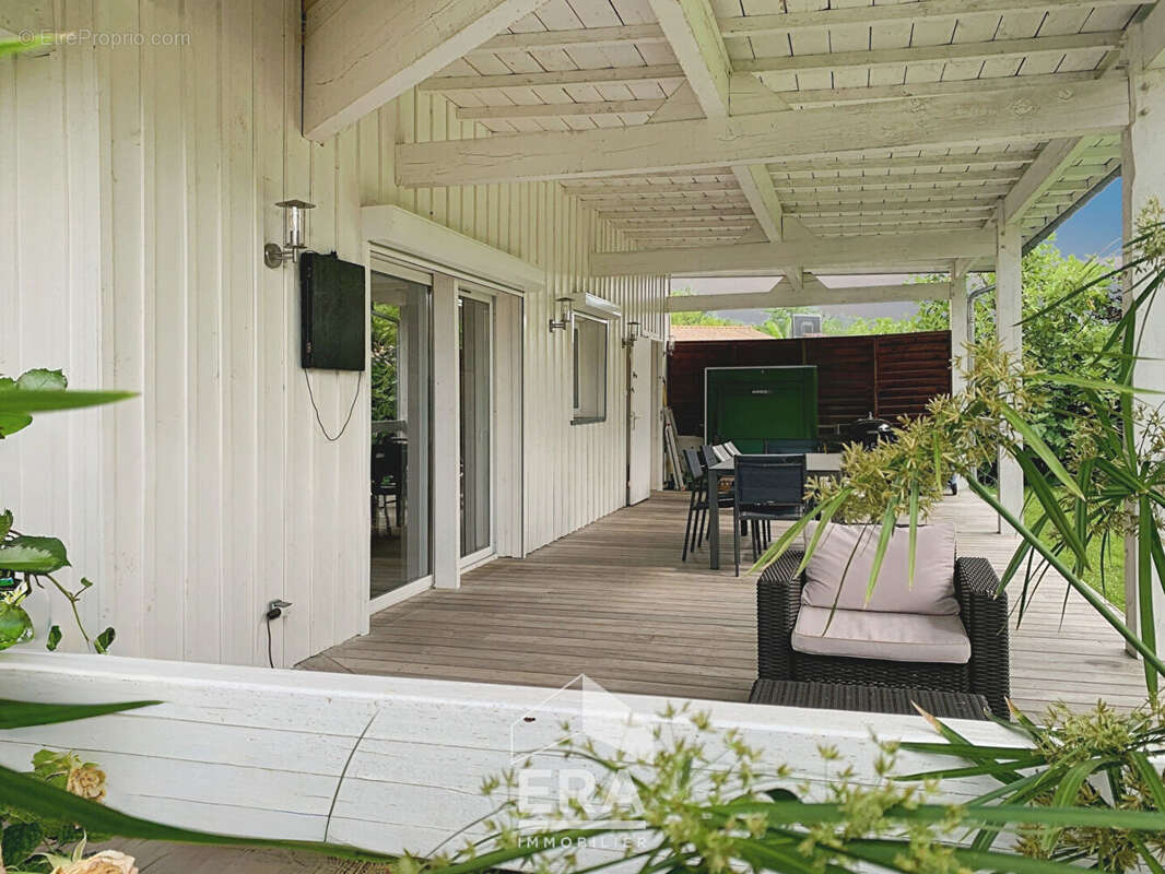 Maison à LE PIAN-MEDOC