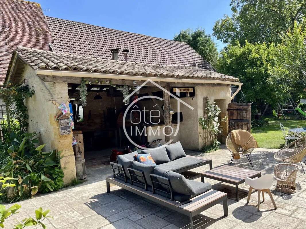 Maison à SAINT-PIERRE-D&#039;EYRAUD