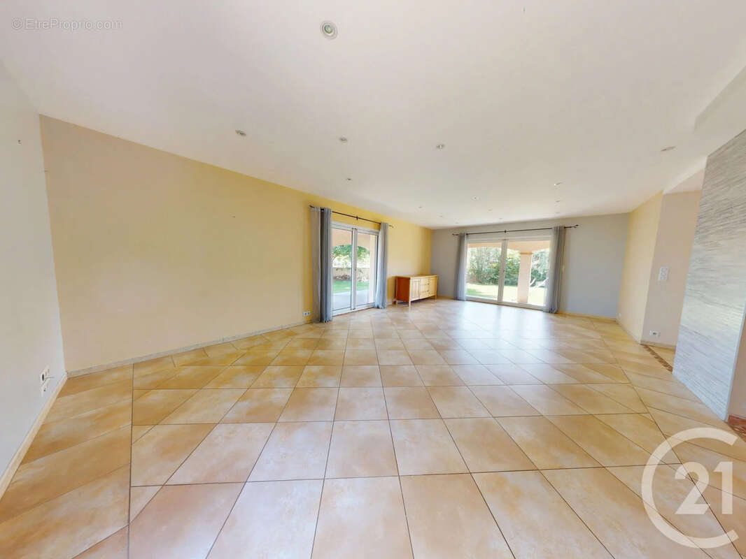 Maison 156 m² à Fontenilles  - photo 5