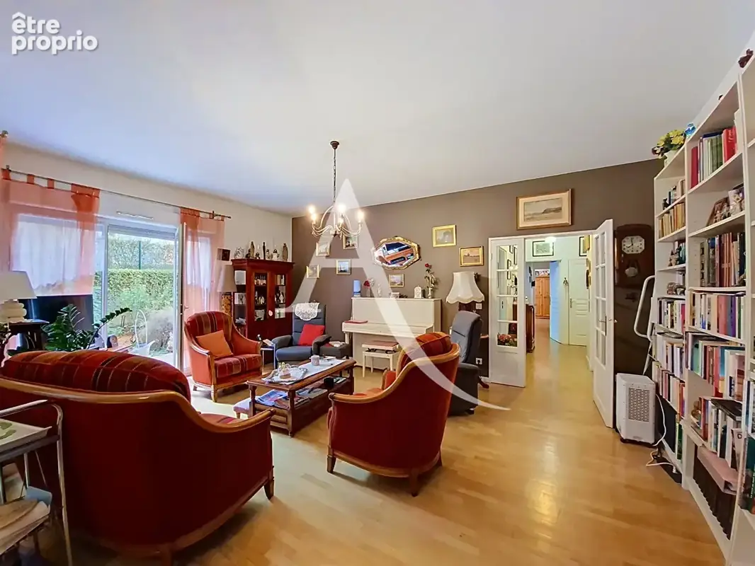 À vendre - massy atlantis - appartement familial 5 pièces 105.75m² avec jardin privatif, terrasse, double stationnement et cave - photo 2