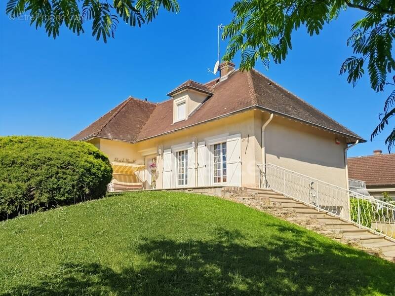 Maison à CHALON-SUR-SAONE