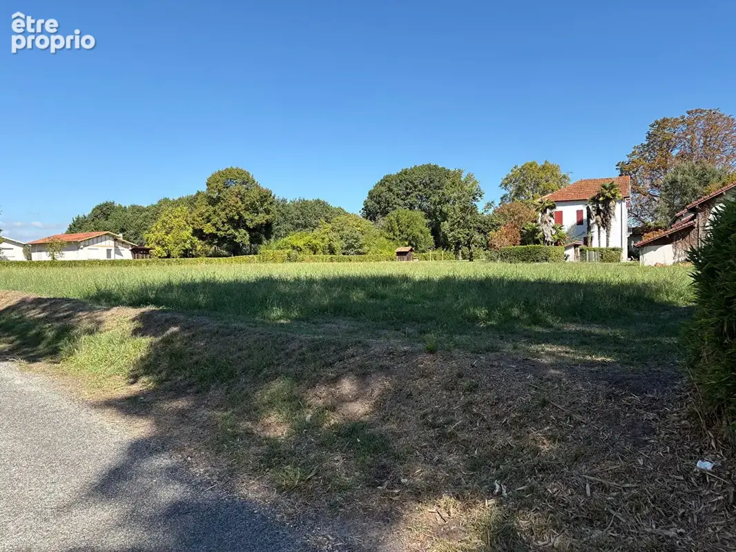 Photo Terrain à Pontonx-Sur-L'adour au prix de 69 500€