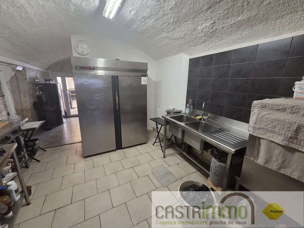 Restaurant dans le ce ntre de Restinclières - photo 7