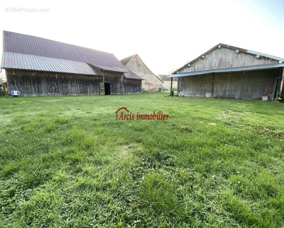 Maison à PLANCY-L'ABBAYE