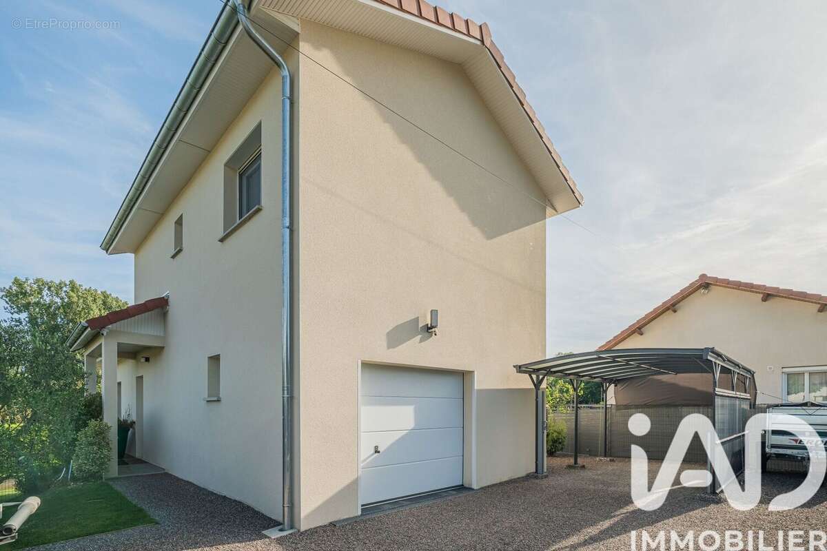 Photo 4 - Maison à SAINT-CASSIEN