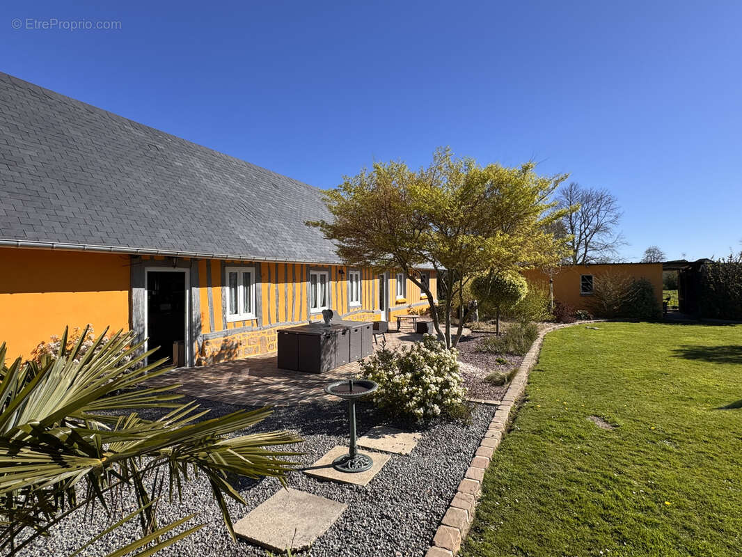 Maison à GUEUTTEVILLE-LES-GRES