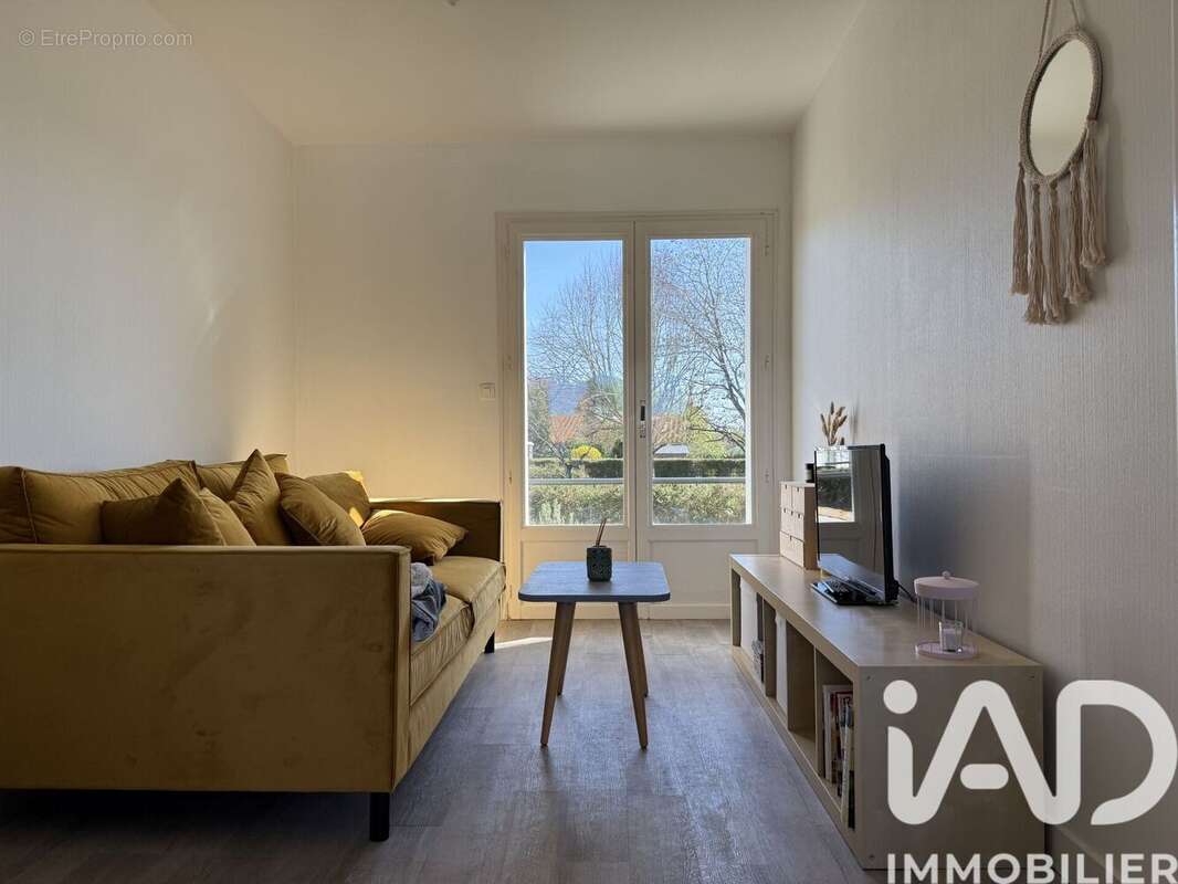 Photo 2 - Maison à MAUZE-SUR-LE-MIGNON