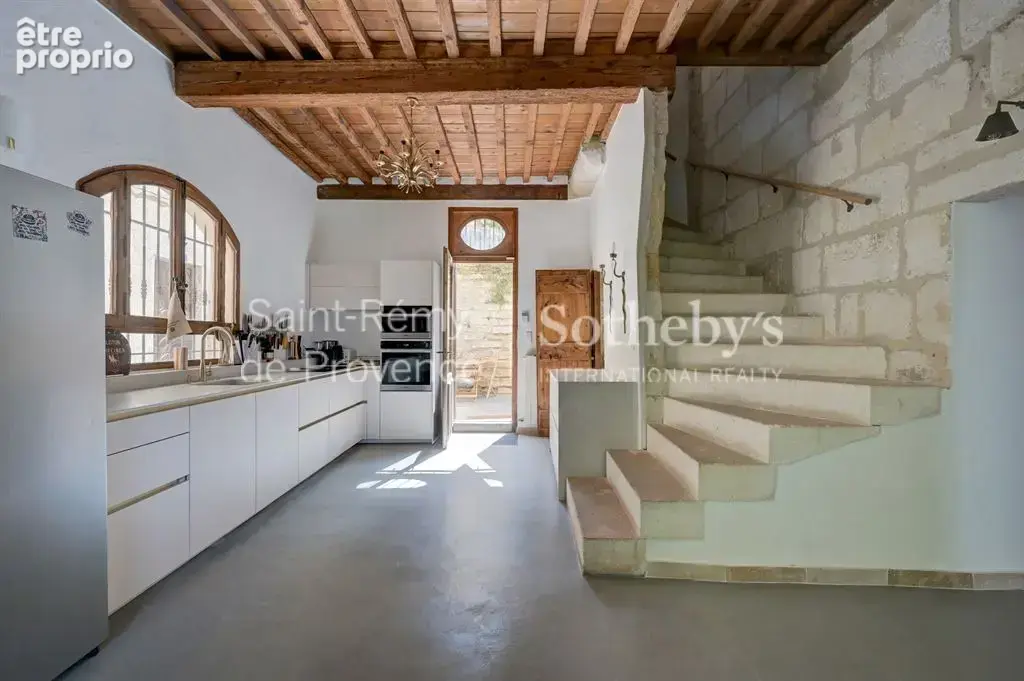 Superbe maison de village en pierre avec jardin, piscine et garages - photo 3