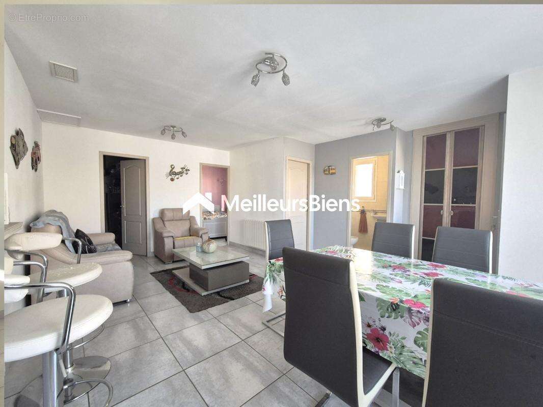 Maison à LE SOLER