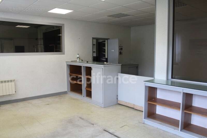 Commerce à LONS-LE-SAUNIER