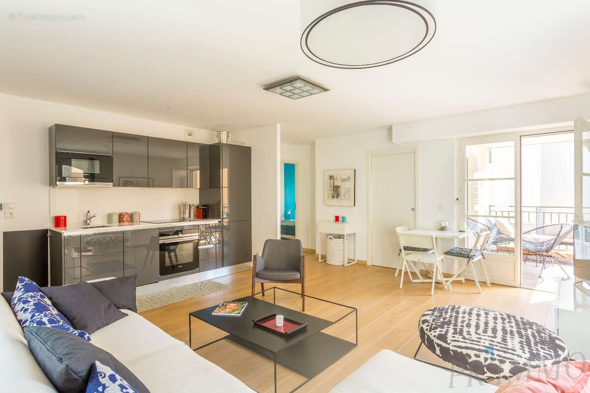Appartement à SAINT-TROPEZ