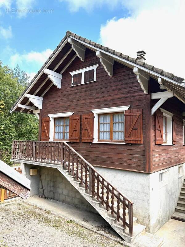 Maison à MONESTIER-DE-CLERMONT