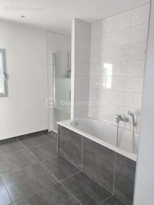 Élégante maison contemporaine aux prestations soignées  - photo 13