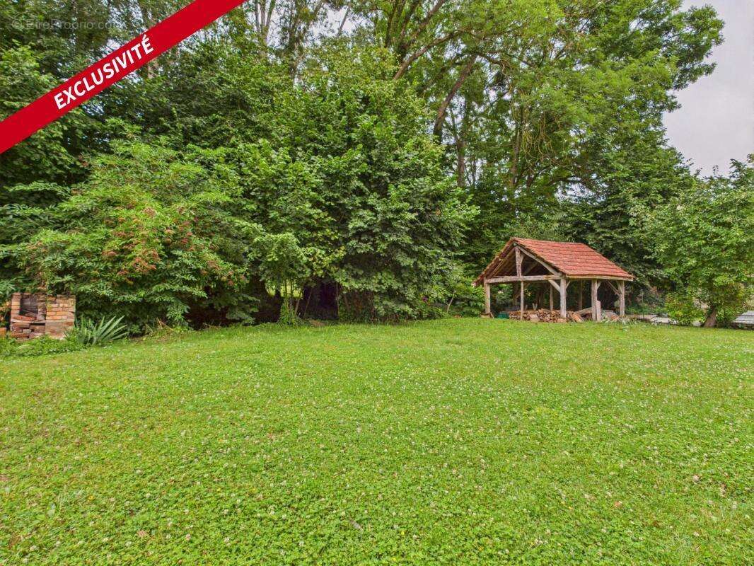 Maison à RIGNY-LE-FERRON