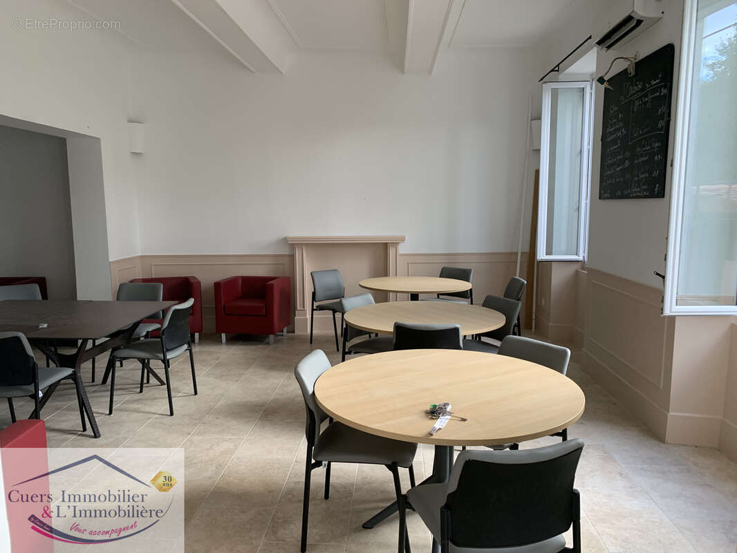 Appartement à CUERS