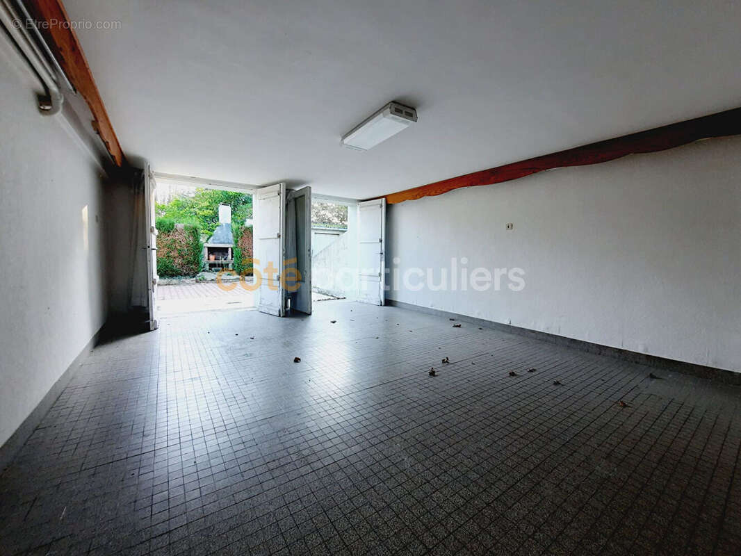 Maison à AGON-COUTAINVILLE