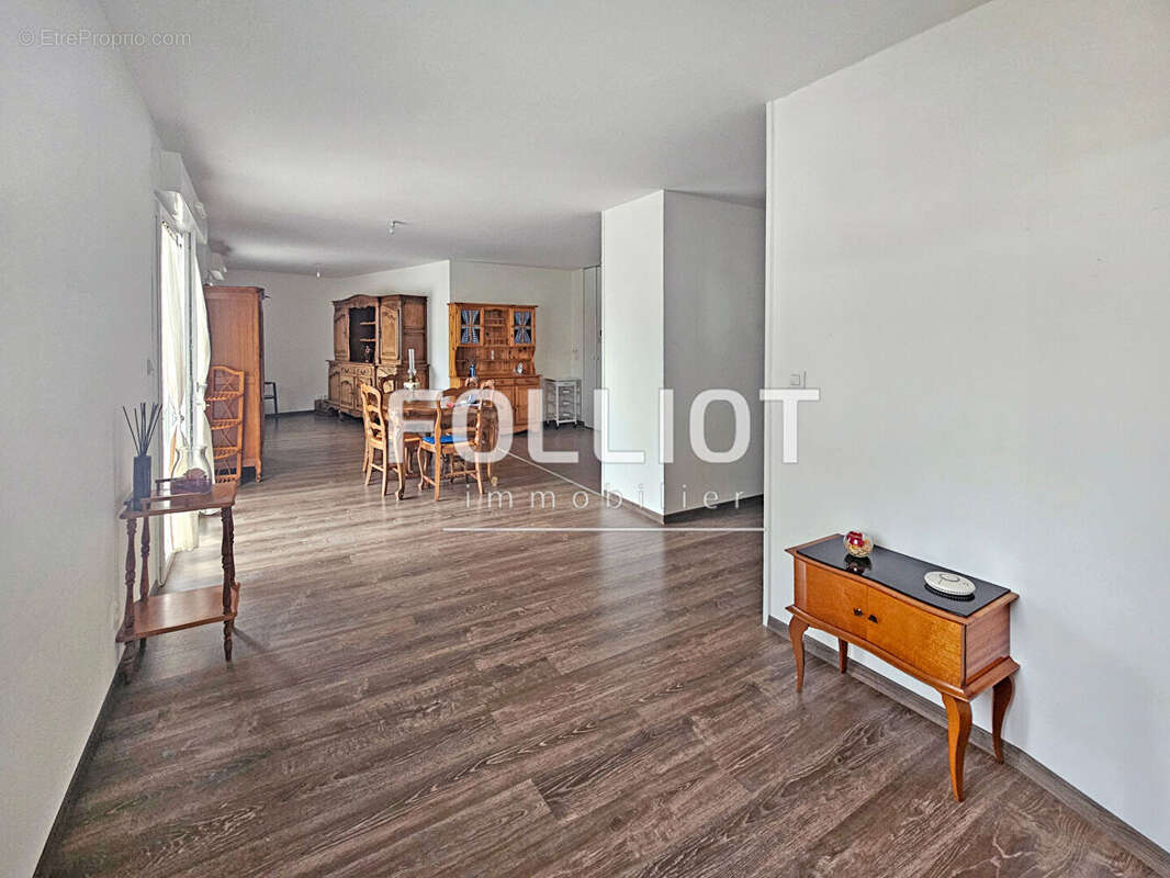 Appartement à COURSEULLES-SUR-MER