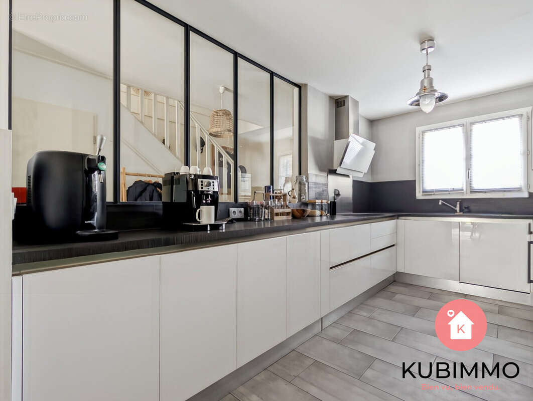 Maison à CHANTELOUP-EN-BRIE