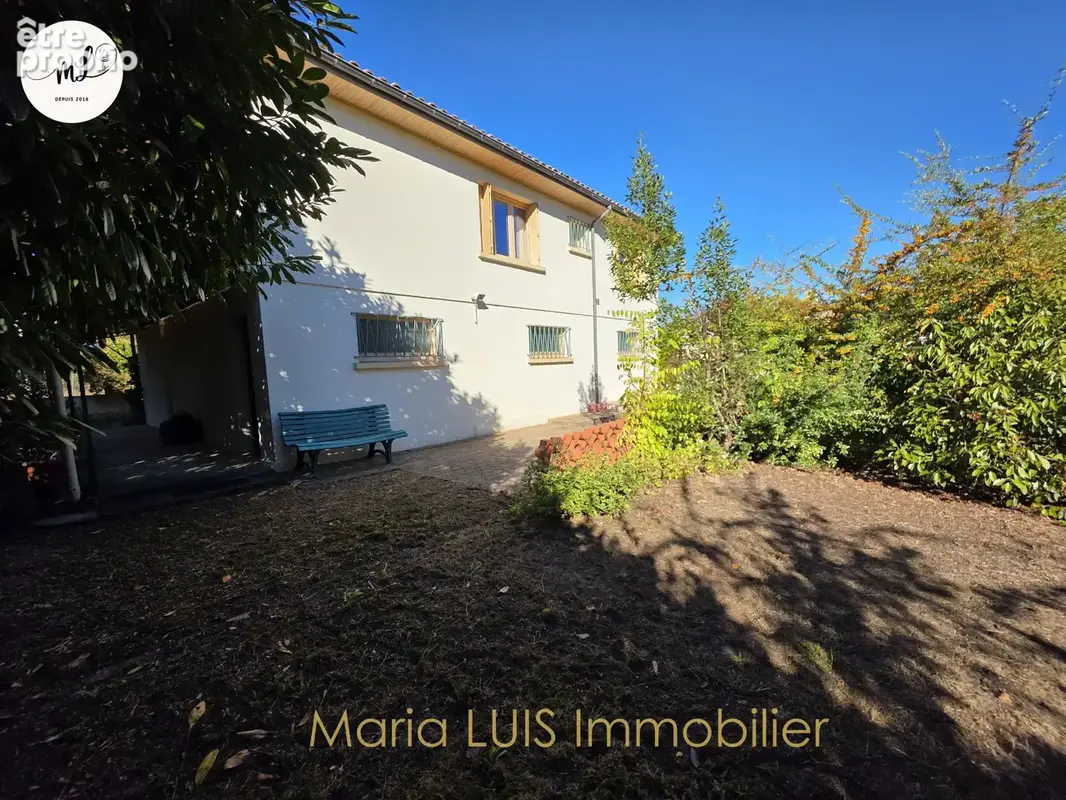 Maison traditionnelle 3 chambres avec 187 m2 de surface utile et jardin sans vis-à-vis - photo 2
