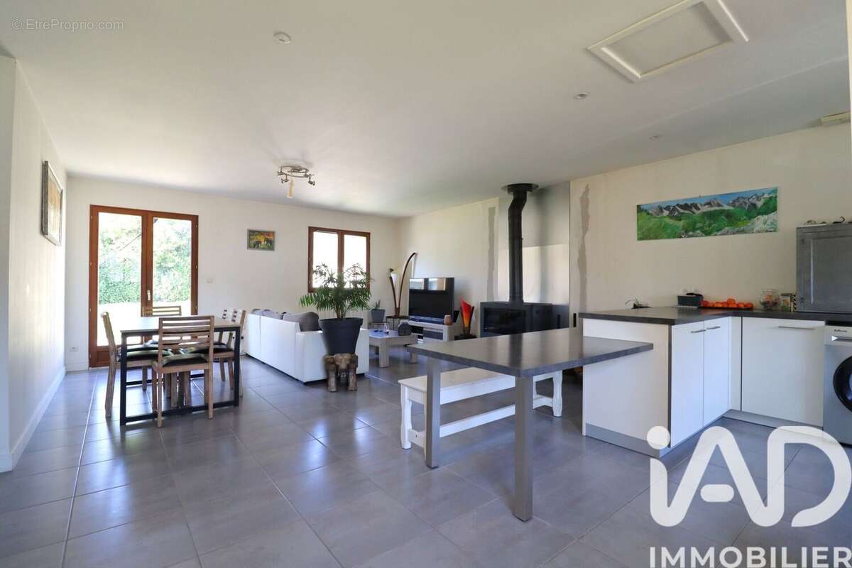 Photo 2 - Maison à CONCHES-EN-OUCHE