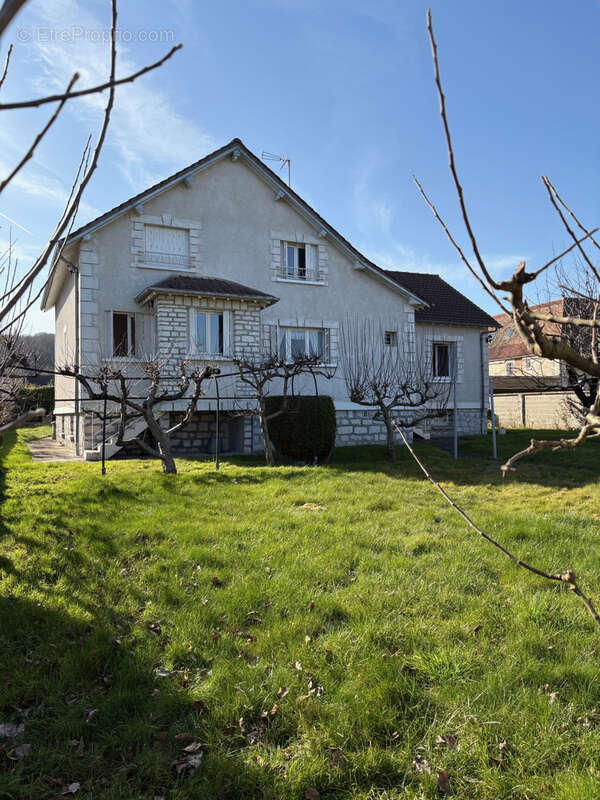 Maison à LA CHAPELLE-REANVILLE