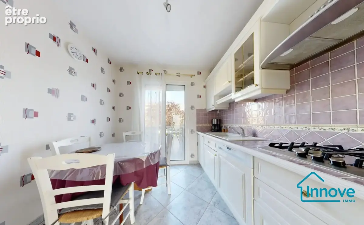 Maison 6 pièces 120 m² à vendre à Les Clayes-Sous-Bois (78340) - photo 2