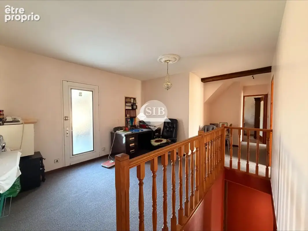Maison 10 pièces 186 m² à vendre à La Ville-Du-Bois (91620) - photo 8