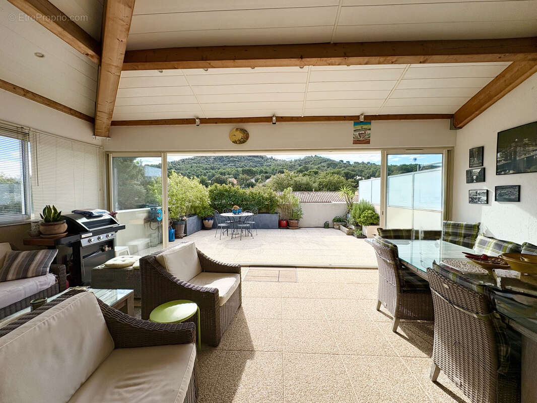 Appartement à SIX-FOURS-LES-PLAGES