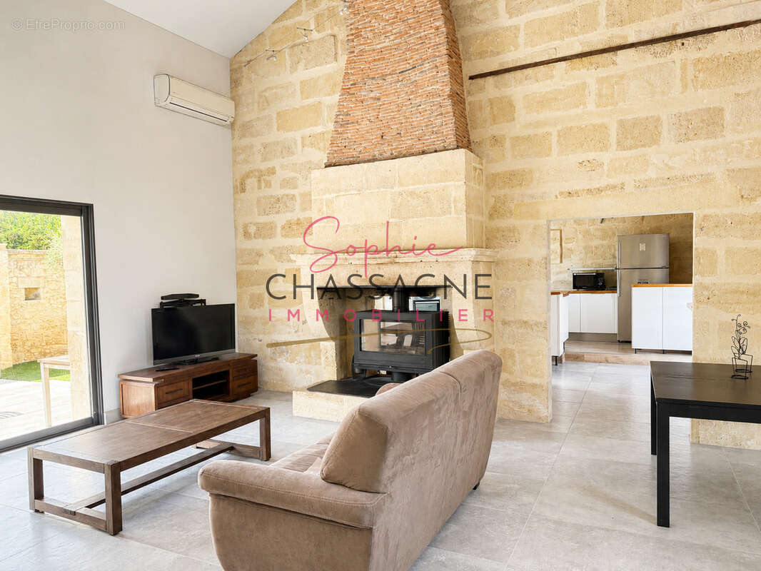 Maison à SAINT-EMILION