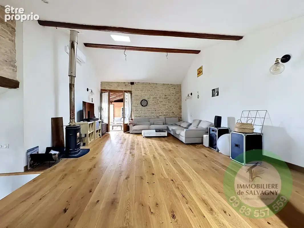 A vendre maison de caractère avec jardin et dependances a morancé - photo 8