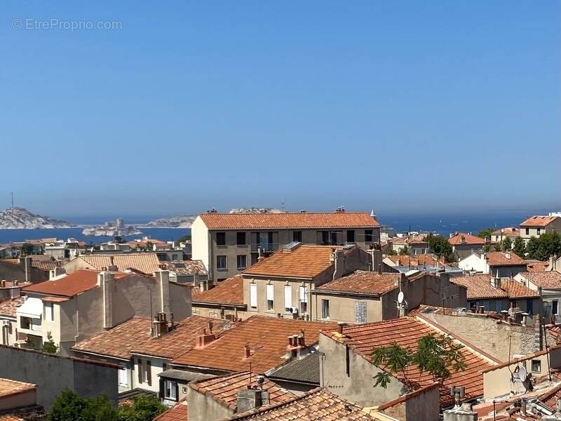 Appartement à MARSEILLE-7E