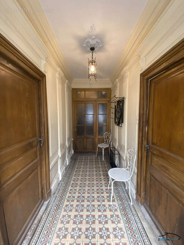 Maison 180 m² à Estaing  - photo 7