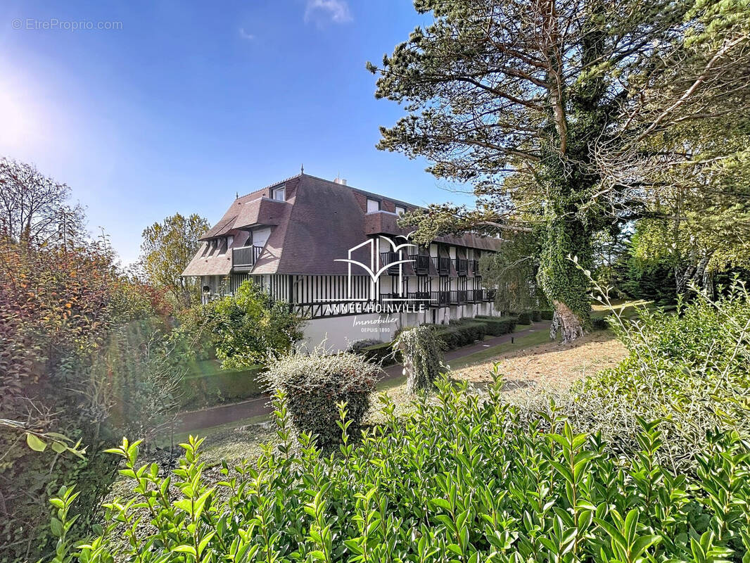 Appartement à BLONVILLE-SUR-MER
