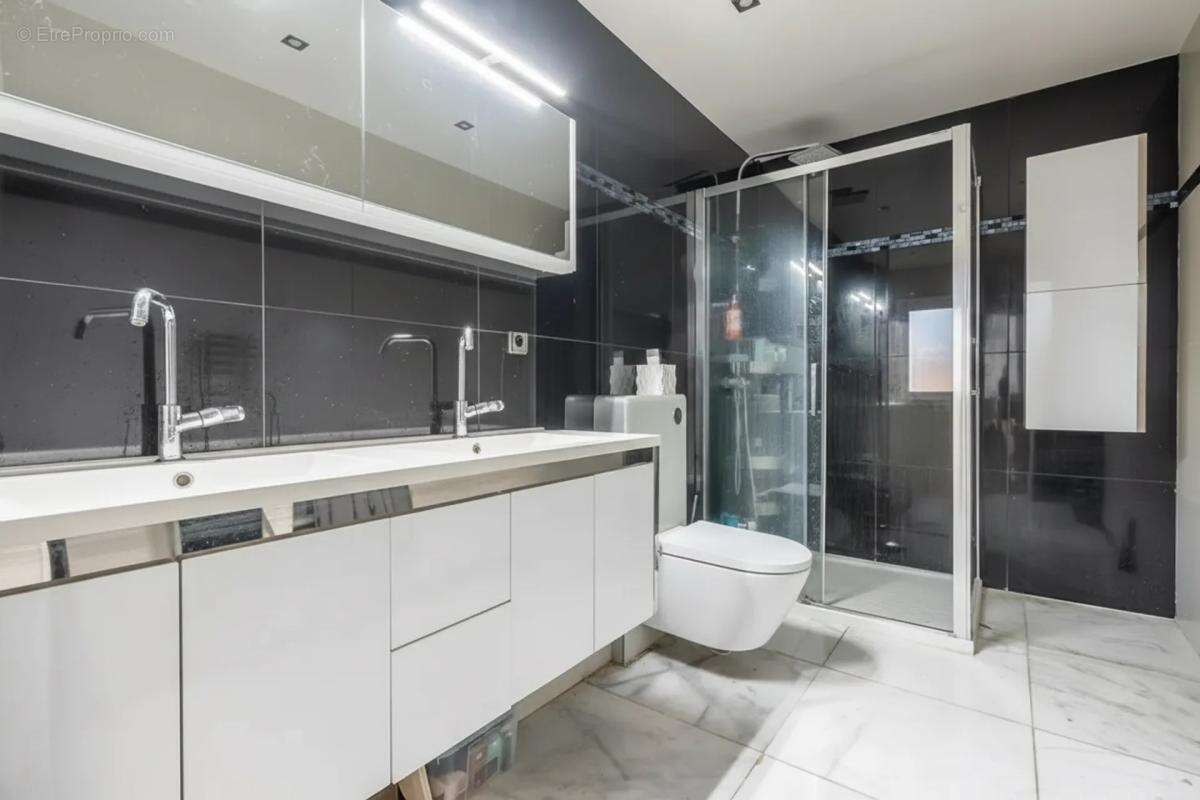 Maison de 6 pièces de 180 m² à Champigny-sur-Marne - photo 9
