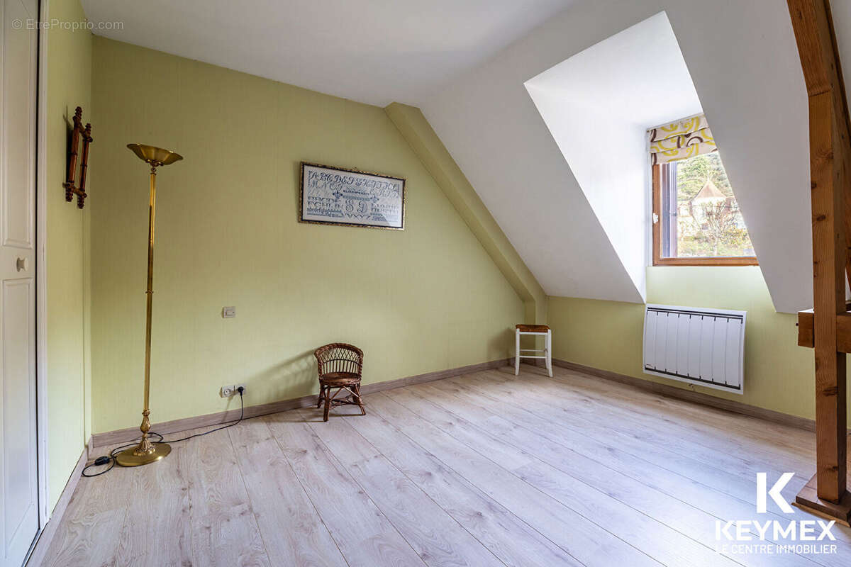 Maison à TRIEL-SUR-SEINE