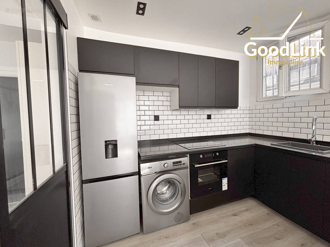 Appartement à AUBERVILLIERS