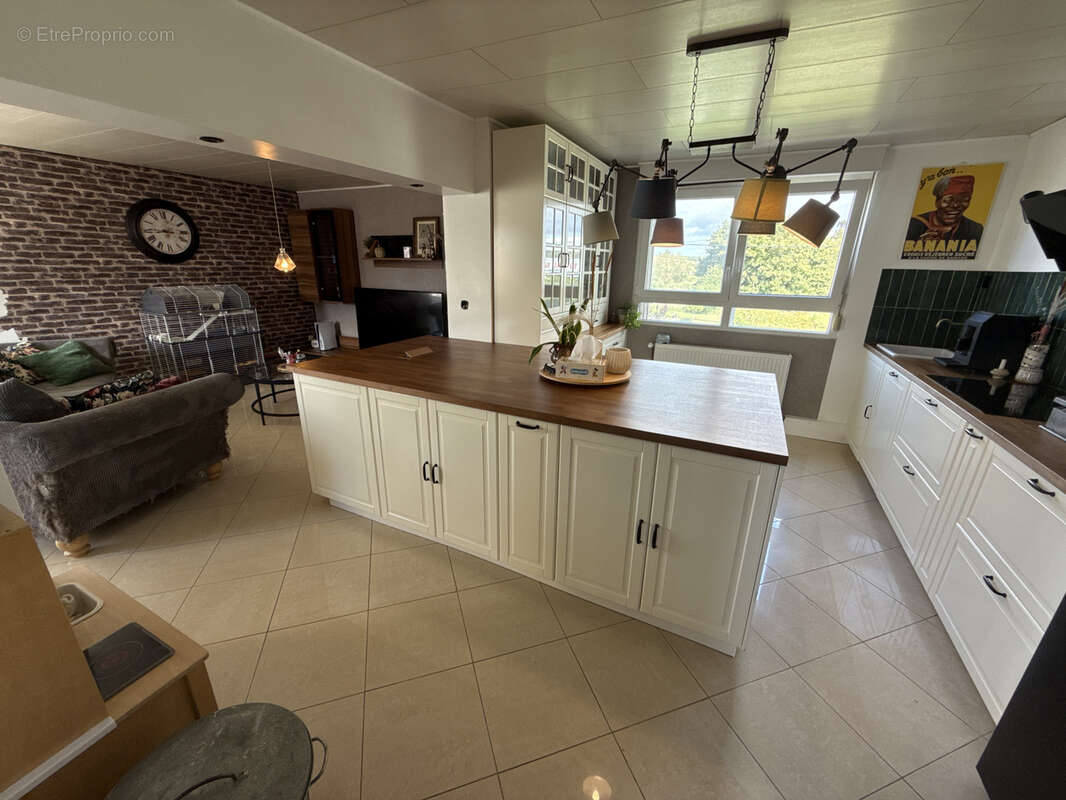 Appartement à HAM-SOUS-VARSBERG