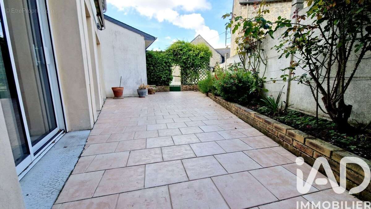 Photo 3 - Maison à LOUVERNE
