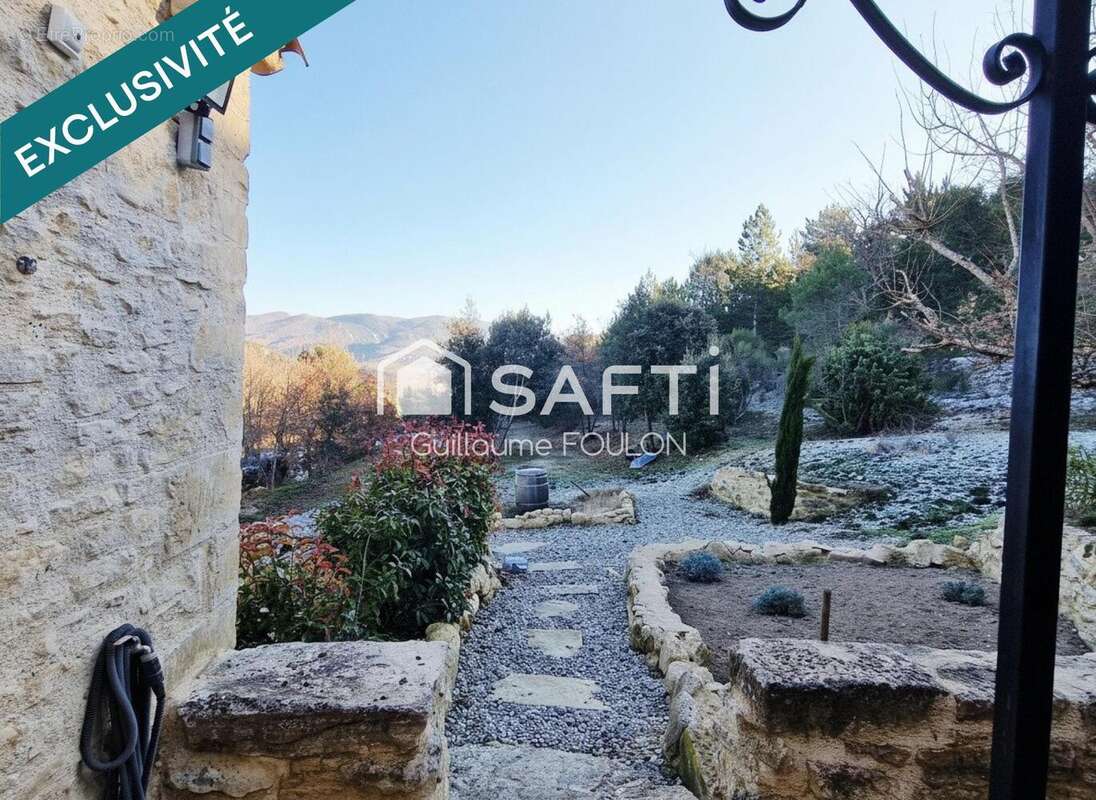 Photo 2 - Maison à BONNIEUX