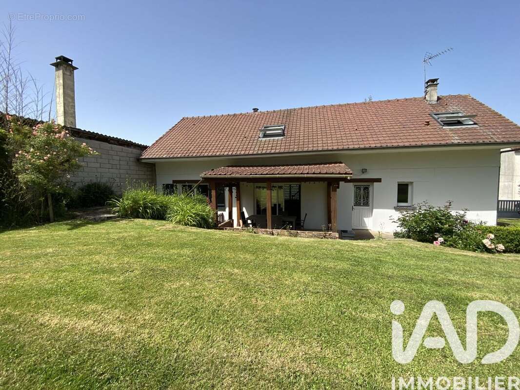 Maison 120 m² à Belleuse  - photo 2