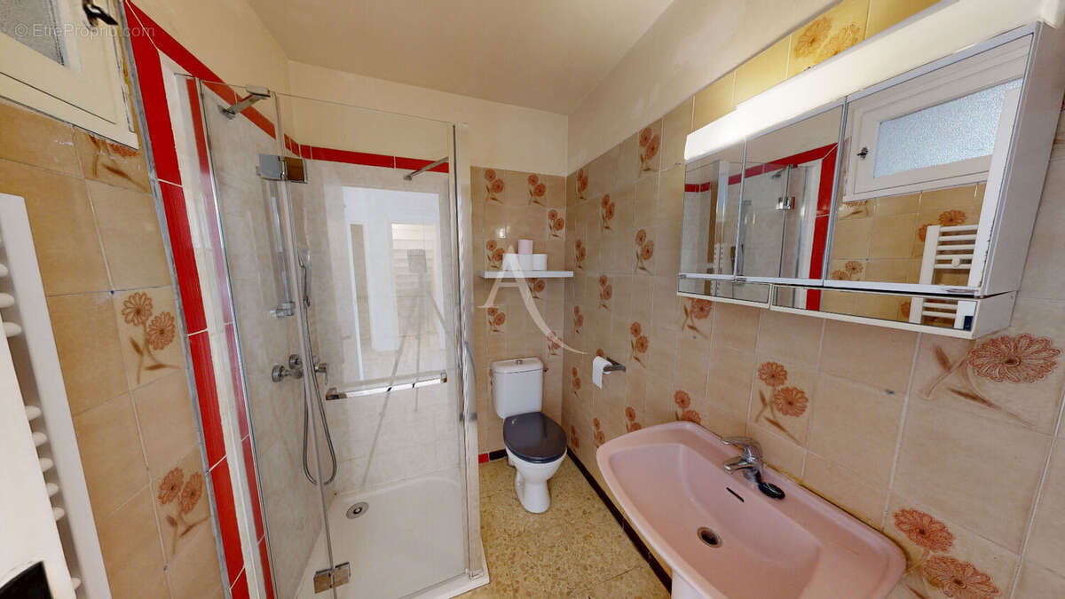 Maison 126 m² avec jardin, garage et fort potentiel d'aménagement  Narbonne quartier EDF - photo 12
