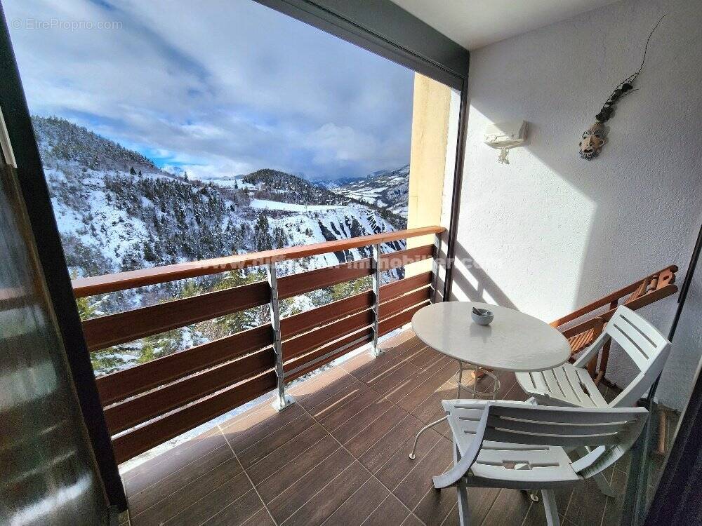 Appartement à LES THUILES