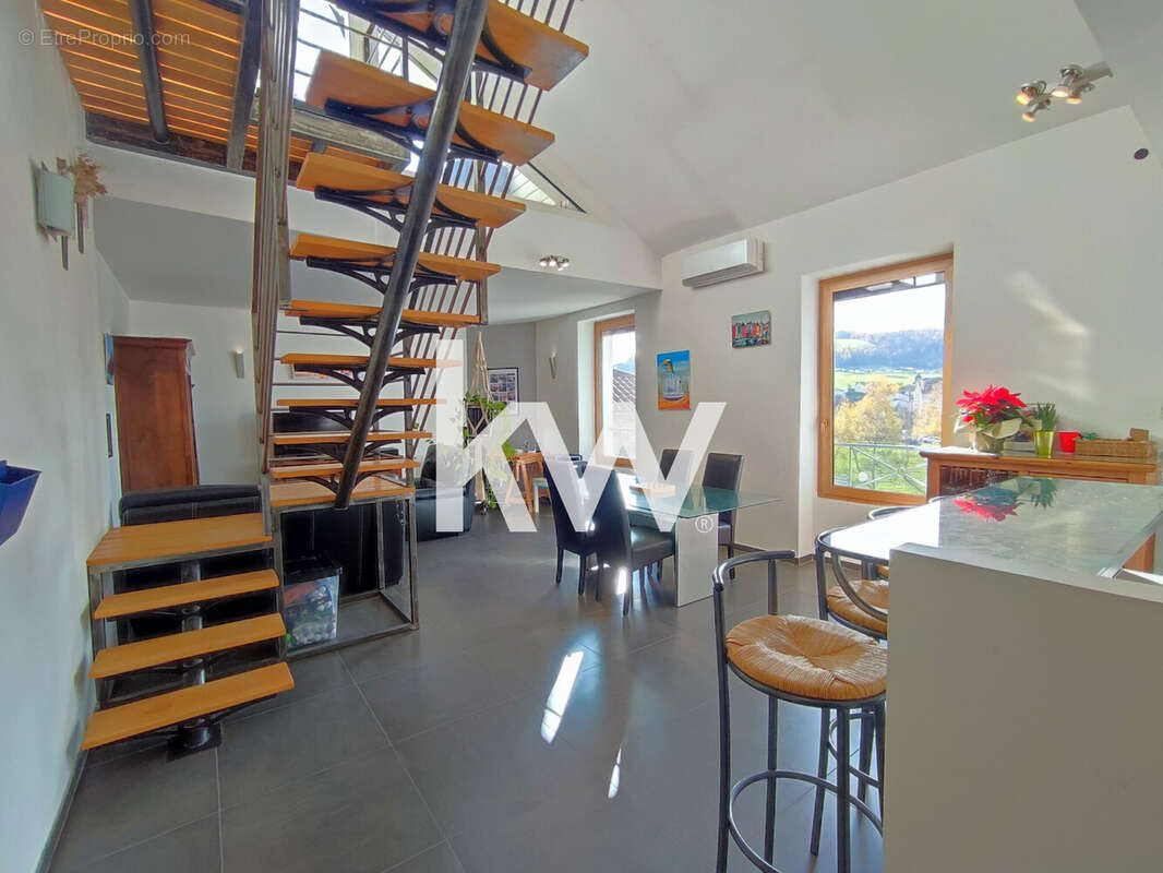 Appartement 91 m² à Roche-La-Moliere  - photo 5