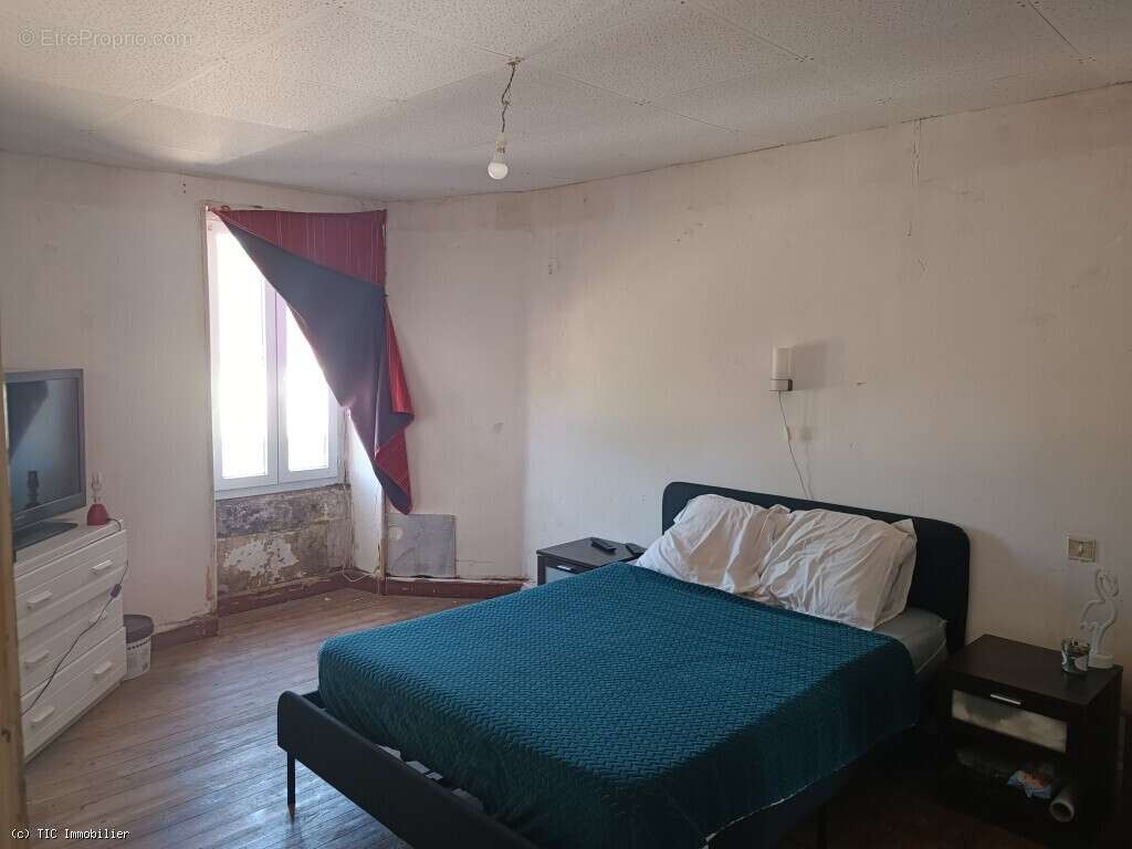 Maison à RUFFEC