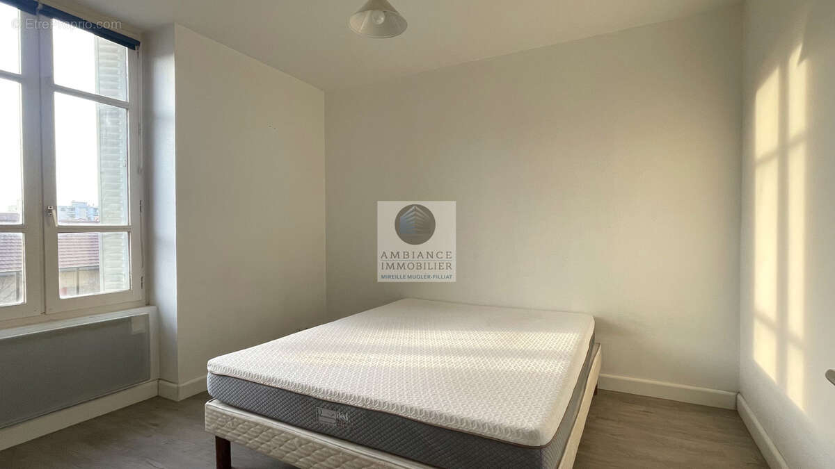 Appartement à ROMANS-SUR-ISERE