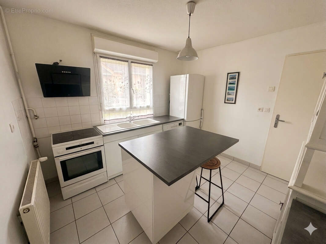 Maison à SAINT-ASTIER