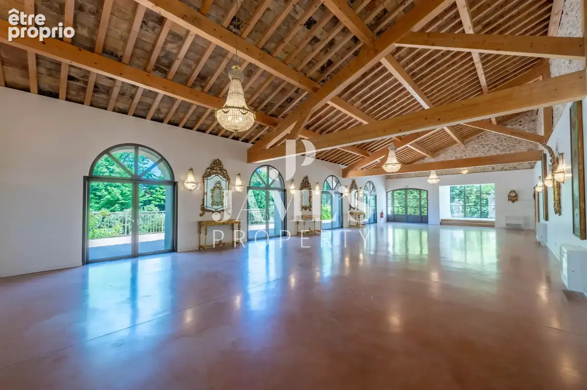 Maison 25 pièces 1 350 m² à vendre à Saint-Remy-De-Provence (13210) - photo 8