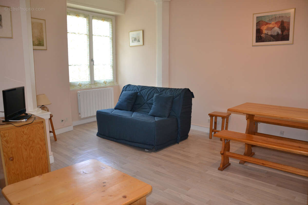 Spacieux studio de 35 m2 situé dans une belle résidence en centre-ville - photo 7